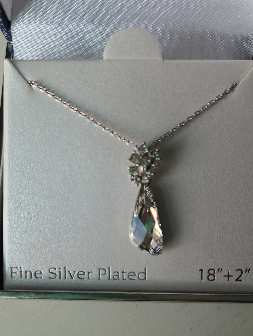 Elegant Silver-Plated Teardrop Crystal Necklace - Clear